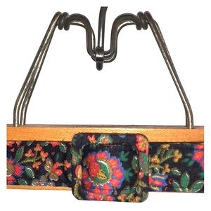 Vintage floral belt